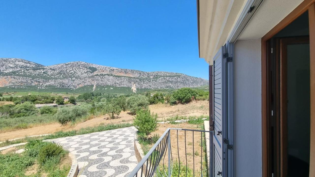 דורגלי Villa Biriculi מראה חיצוני תמונה